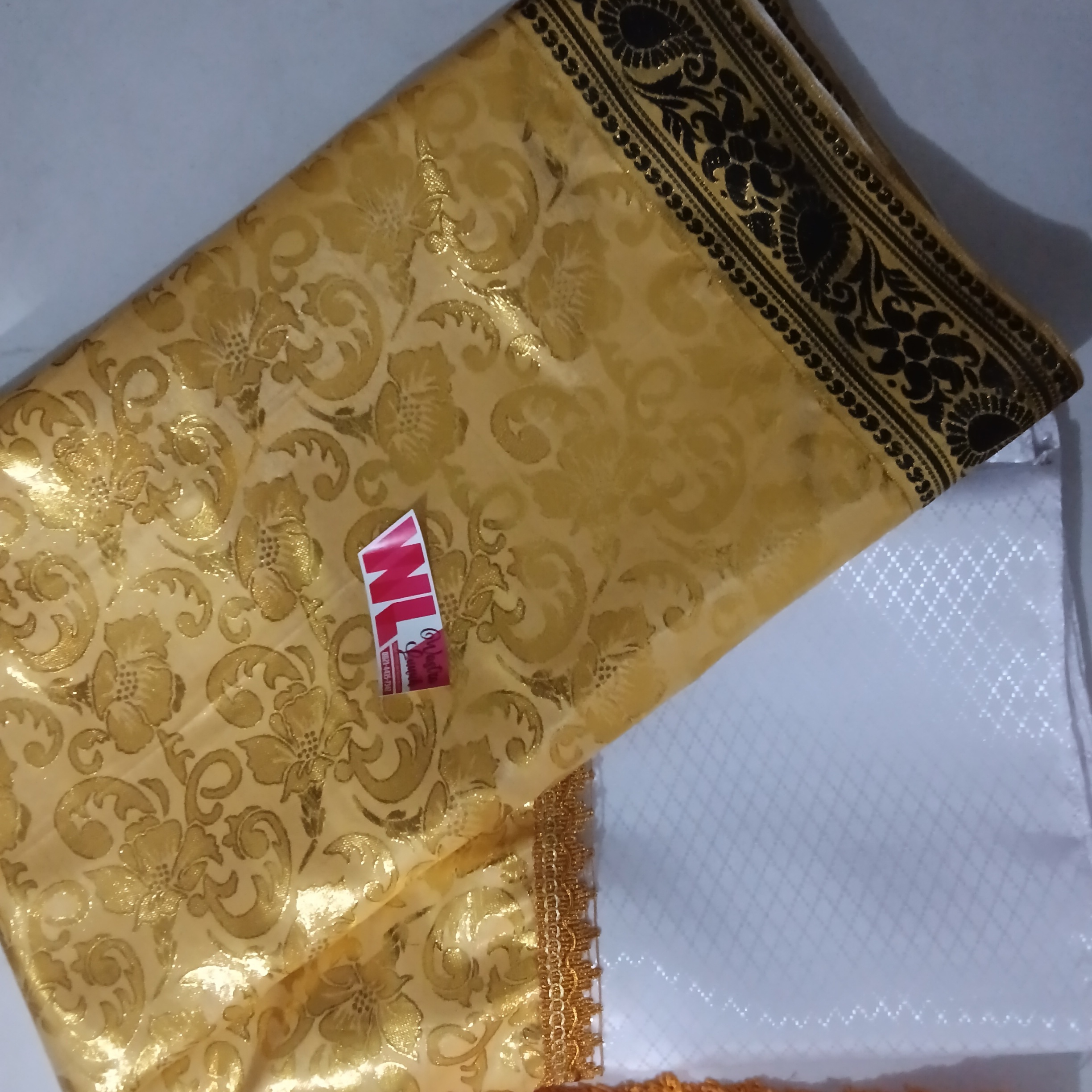 Wastra Galvari - wajik